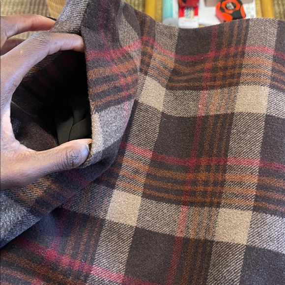 UNIQLO Plaid and Black Women's wool bland Skirts - Picture 3 of 3